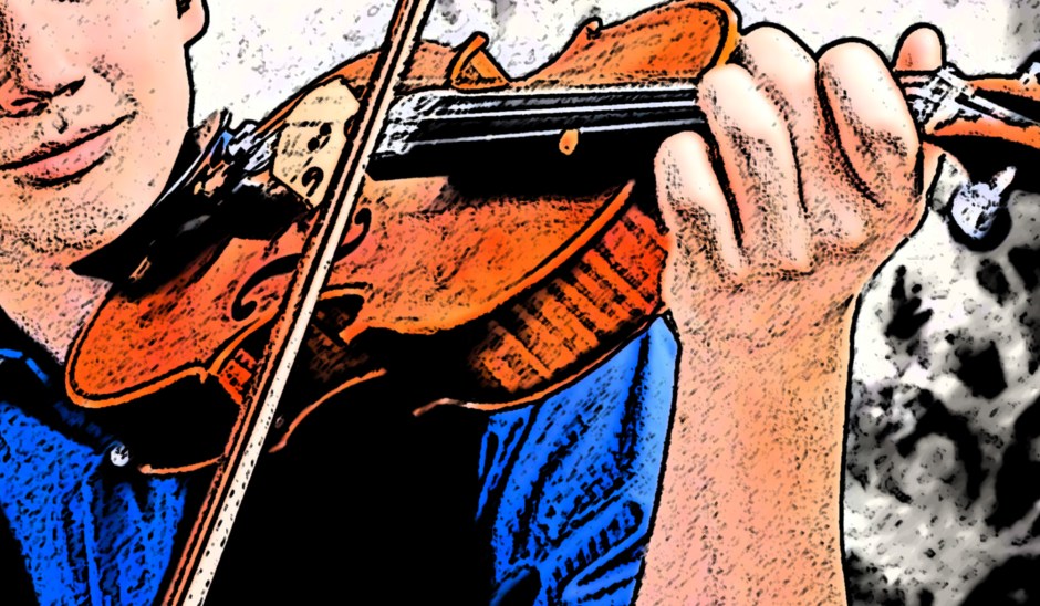 Person playing the viola